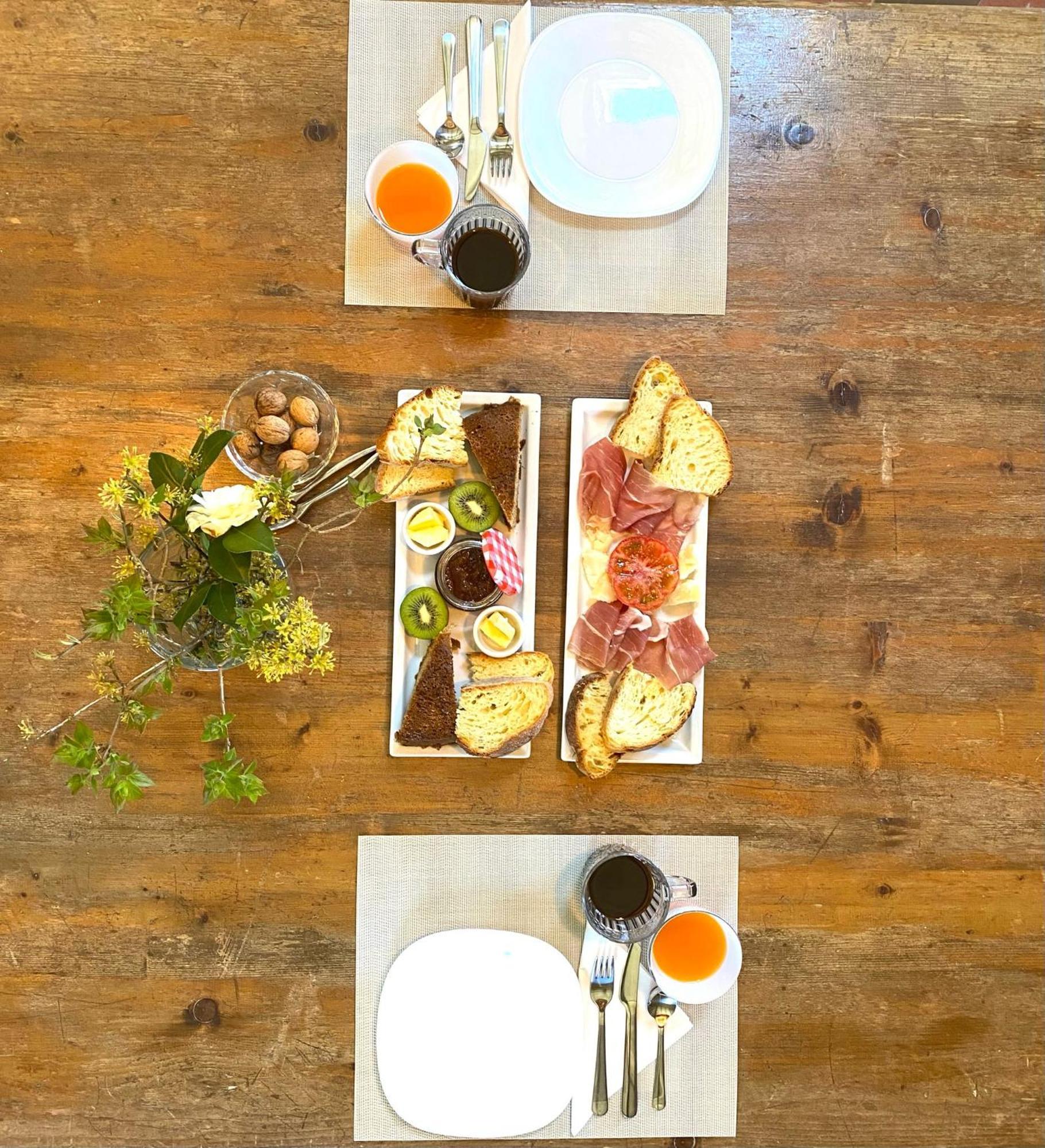 La Lupa E L'Orso Bed & Breakfast แบร์เชโต ภายนอก รูปภาพ