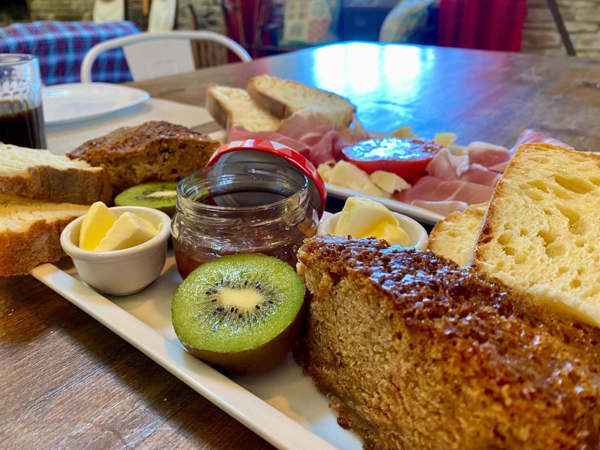 La Lupa E L'Orso Bed & Breakfast แบร์เชโต ภายนอก รูปภาพ