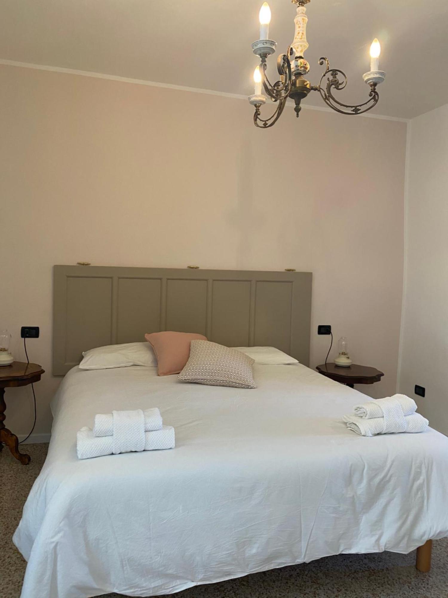 La Lupa E L'Orso Bed & Breakfast แบร์เชโต ภายนอก รูปภาพ
